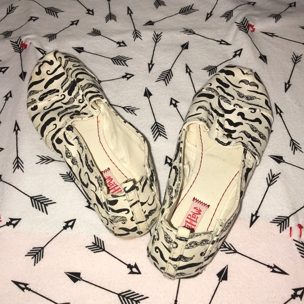 Mustache flats